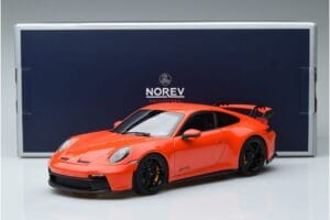 Porsche 911 992 GT3 Arancione Norev 1:18 187300 Pressofusione — immagine 7 di 7