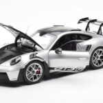 Porsche 911 992 GT3 Weissach Pack GT Argento Metallizzato Norev 1:18 - image 2 of 8