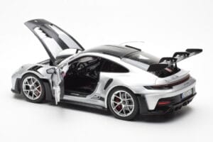 Porsche 911 992 GT3 Weissach Pack GT Argento Metallizzato Norev 1:18 187366 Pressofusione — immagine 5 di 8