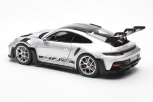 Porsche 911 992 GT3 Weissach Pack GT Argento Metallizzato Norev 1:18 187366 Pressofusione — immagine 7 di 8