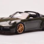 Porsche 911 992 Targa 4S Verde Oliva GT Spirit 1:18