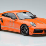 Porsche 911 992 Turbo S China 20th Anniversary Arancione Minichamps 1:18 - image 4 of 6