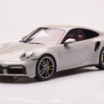 Porsche 911 992 Turbo S Crayon Grigio GT Spirit 1:18