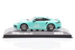 Porsche 911 992 Turbo S Mint Verde Minichamps 1:43 WAP0209070N003
