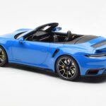Porsche 911 992 Turbo S Shark Blu GT Spirit 1:18 GT441 - image 5 of 6