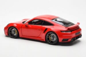 Porsche 911 992 Turbo S Sport Design Rosso Minichamps 1:18 113069078 Pressofusione — immagine 7 di 8