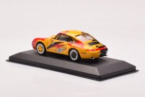 Porsche 911 993 Cup #1 IAA Presentation Porsche Supercup 1993 Minichamps 1:43 430946300 Pressofusione — immagine 3 di 4