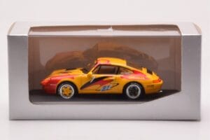 Porsche 911 993 Cup #1 IAA Presentation Porsche Supercup 1993 Minichamps 1:43 430946300 Pressofusione — immagine 4 di 4