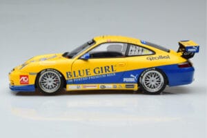 Porsche 911 996 GT3 Cup #88 Macau Winner 2005 AUTOart 1:18 80574 Pressofusione — immagine 4 di 7