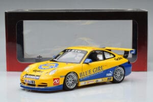 Porsche 911 996 GT3 Cup #88 Macau Winner 2005 AUTOart 1:18 80574 Pressofusione — immagine 7 di 7