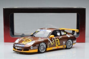 Porsche 911 996 GT3 Cup M. Marsh Carrera Cup Asia Winner 2004 AUTOart 1:18 80489 Pressofusione — immagine 7 di 7