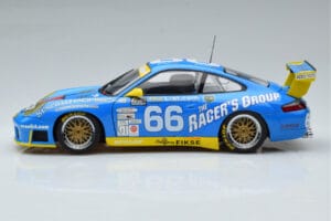 Porsche 911 996 GT3 R #6 24 Hours of Daytona GT Class Winner 2002 AUTOart 1:18 80273 Pressofusione — immagine 4 di 7