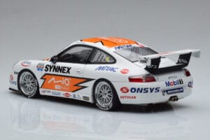 Porsche 911 996 GT3 R #1 C. Kwan Carrera Cup Asia 2004 AUTOart 1:18 80487 Pressofusione — immagine 6 di 7