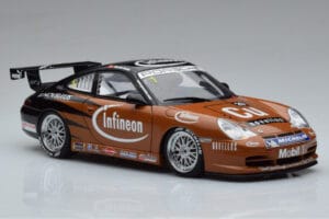 Porsche 911 996 GT3 R #2 S. Miau Carrera Cup Asia 2004 AUTOart 1:18 80488 Pressofusione — immagine 5 di 7