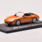 Porsche 911 997 Carrera 4 Cabriolet Arancione Metallizzato Minichamps 1:43 - image 2 of 4