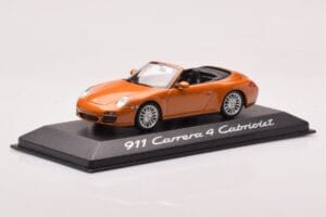 Porsche 911 997 Carrera 4 Cabriolet Arancione Metallizzato Minichamps 1:43 WAP02001618 Pressofusione — immagine 2 di 4