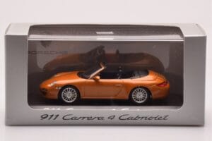 Porsche 911 997 Carrera 4 Cabriolet Arancione Metallizzato Minichamps 1:43 WAP02001618 Pressofusione — immagine 4 di 4