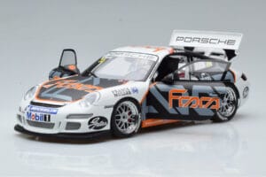 Porsche 911 997 GT3 Cup #33 M. Marsh Carrera Cup Asia 2006 AUTOart 1:18 80782 Pressofusione — immagine 2 di 7