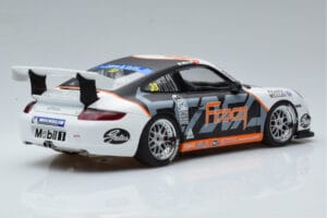 Porsche 911 997 GT3 Cup #33 M. Marsh Carrera Cup Asia 2006 AUTOart 1:18 80782 Pressofusione — immagine 3 di 7