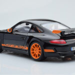 Porsche 911 997 GT3 RS Nero AUTOart 1:18 - image 7 of 8