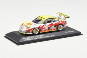 Porsche 911 997 GT3 RSR #31 J. Bergmeister / P. Long / L. Luhr 12 Hours of Sebring Class Winners 2005 Minichamps 1:43 4000564 — immagine 2 di 4
