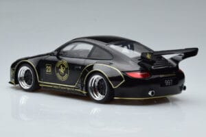 Porsche 911 997.2 RWB n23 Old New JPS MCG 1:18 MCG18326 Pressofusione — immagine 5 di 6