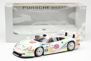 Porsche 911 GT1 #38 T. Boutsen / M. Kelleners 24 Hours of Le Mans 1998 UT Models 1:18 39817 Pressofusione — immagine 6 di 6