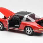Porsche 911 Targa S Rosso Schuco 1:18 450036200 - image 6 of 9