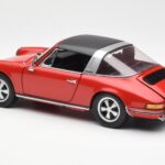 Porsche 911 Targa S Rosso Schuco 1:18 450036200 - image 8 of 9