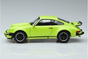 Porsche 911 930 Turbo 3.0 Verde Chiaro Norev 1:18 187666 Pressofusione — immagine 4 di 7