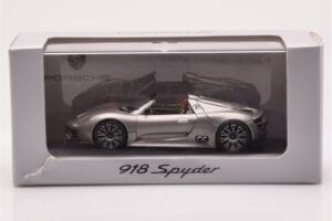 Porsche 918 Spyder Grigio Metallizzato Minichamps 1:43 WAP0201910B Pressofusione — immagine 4 di 4