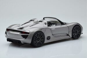 Porsche 918 Spyder Prototipo Grigio Metallizzato Minichamps 1:18 110060030 Pressofusione — immagine 3 di 7