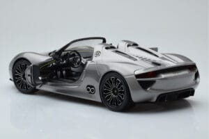 Porsche 918 Spyder Prototipo Grigio Metallizzato Minichamps 1:18 110060030 Pressofusione — immagine 6 di 7
