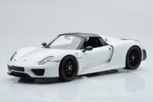 Porsche 918 Spyder Weissach Package Bianco Con Cerchi Neri Minichamps 1:18 113062443 Pressofusione — immagine 4 di 9