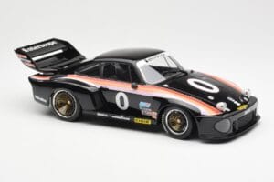 Porsche 935 #0 T. Field / D. Ongais / H. Haywood Interscope Racing 24 Hours of Daytona Winner 1979 Norev 1:18 187437 Pressofu — immagine 4 di 6