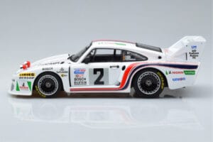 Porsche 935J #2 Liqui Moly R. Stommelen / R. Joest / V. Merl 24 Hours of Daytona Winner 1980 MCG 1:18 MCG18803R Pressofusione — immagine 3 di 6