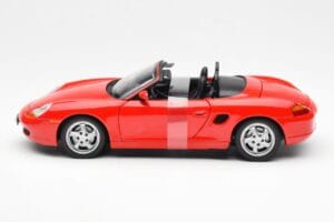 Porsche Boxster 986 Rosso UT Models 1:18 180065830 Pressofusione — immagine 3 di 6