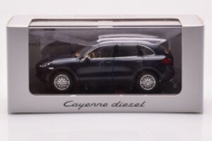 Porsche Cayenne 9PA Diesel Blu Scuro Minichamps 1:43 WAP0200030B Pressofusione — immagine 4 di 4