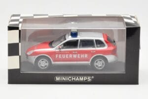 Porsche Cayenne S Feuerwehr Minichamps 1:43 WAPC02060116 Pressofusione — immagine 4 di 4