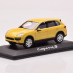 Porsche Cayenne 92A Giallo Sabbia Minichamps 1:43 - image 2 of 4