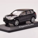 Porsche Cayenne 92A Turbo Nero Minichamps 1:43 - image 2 of 4