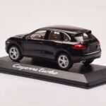 Porsche Cayenne 92A Turbo Nero Minichamps 1:43 - image 3 of 4