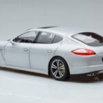 Porsche Panamera 970 Turbo Argento Norev 1:18 - image 6 of 7