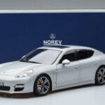 Porsche Panamera 970 Turbo Argento Norev 1:18 - image 7 of 7