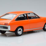 Renault 15 TL Arancione Norev 1:18 - image 2 of 6