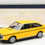 Renault 15 TL Giallo Nero Norev 1:18 185351 - image 6 of 6