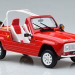 Renault 4L JP4 Rosso Otto 1:18 - image 4 of 6