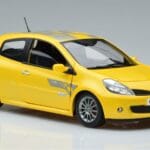Renault Clio RS Mk3 F1 Team Norev 1:18 185236 Pressofusione - image 5 of 7