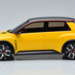 Renault E-Tech Electric Prototype Giallo Otto 1:18 - image 3 of 6
