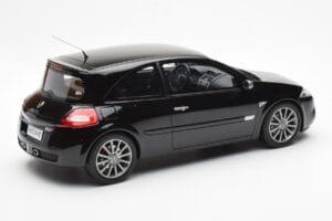 Renault Megane 2 RS Phase 2 Nero Otto 1:18 OT1054 Resina — immagine 2 di 6